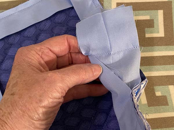 Selvage Mug Rug Sew Binding Along Crease