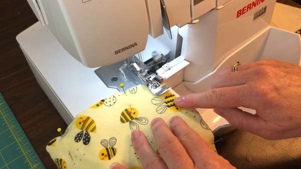 Serger Bib 10 Start Sewing at Point