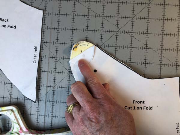 Serger Bib 19a Mark Snap Locations