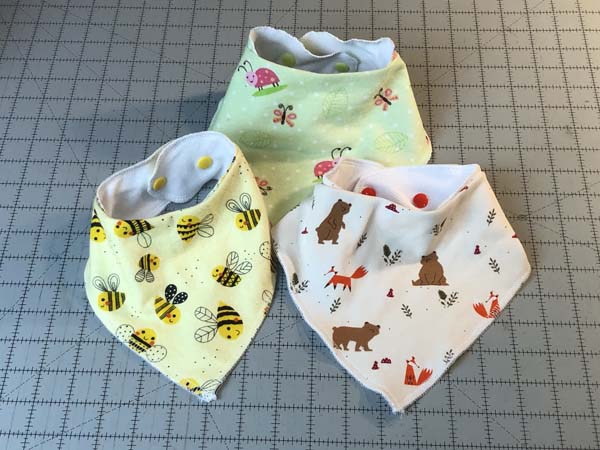 Serger Bib 24 Finished Bibs