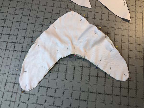 Serger Bib 8 Pinned Neck