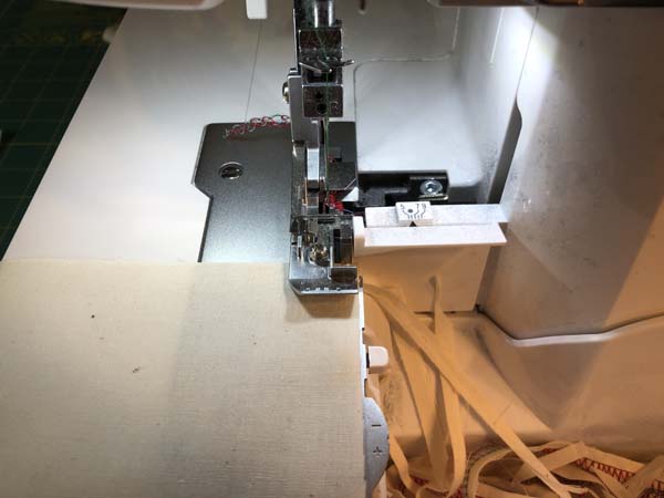 Serger Outside Corner No Seam allowance 2 Start Stitching