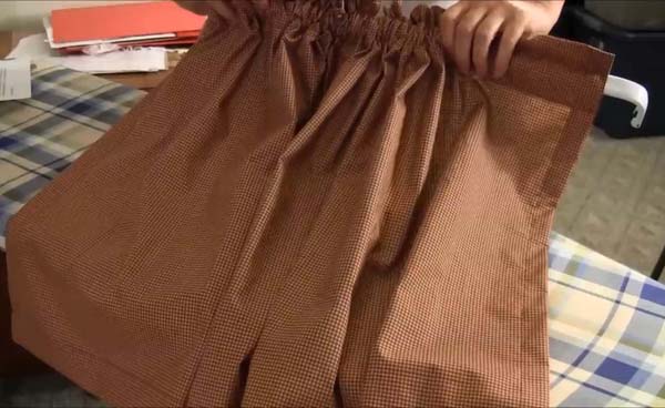 Sew a Kitchen Curtain _1.1.21