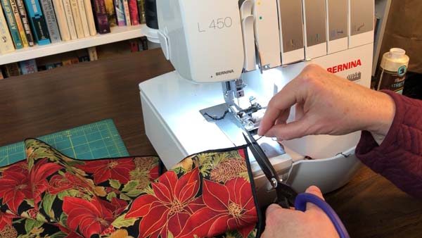 Sew a Napkin Trim Tail