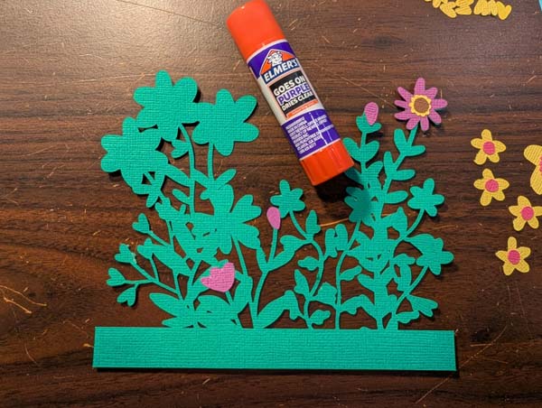 Sewing Machine Cricut Card Adding Layered Flowers to Stems