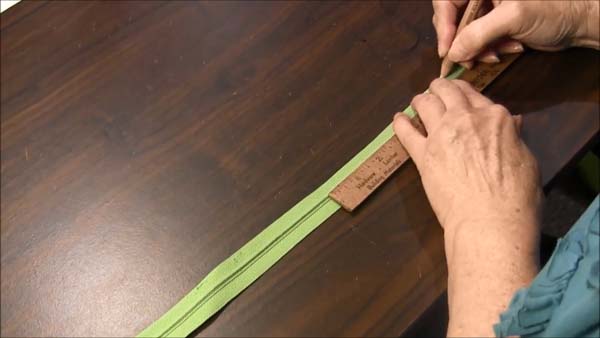 Shorten Zipper by Hand_1.1.1