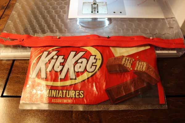 Snack Wrapper Zipper Bag - Zipper Pinned