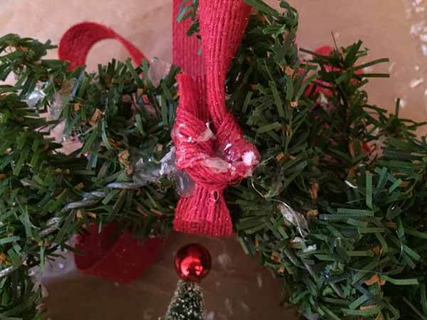 Snow Covered Winter Wreath Tutorial - Close Up Back