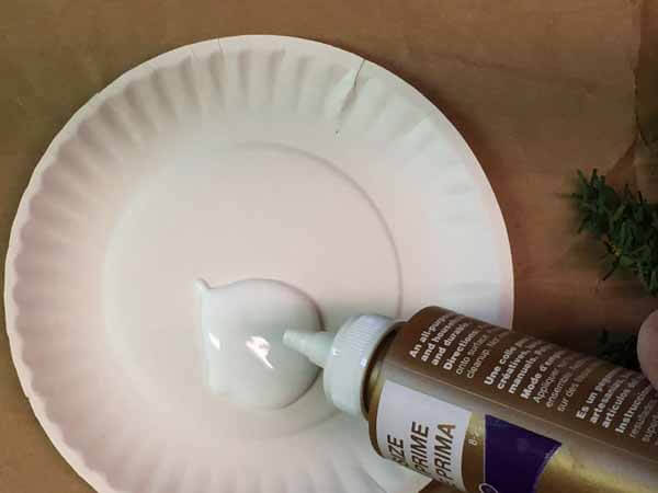 Snow Covered Winter Wreath Tutorial - Glue Prep