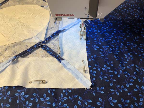 Snowflake Topper 40 Sew Around Topper