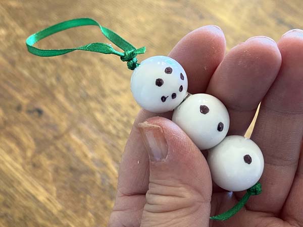 Snowman Ornament 20 Add Mouth Buttons