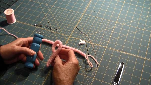 Spool Knitted Breast Cancer Awareness Pin_1.1.1