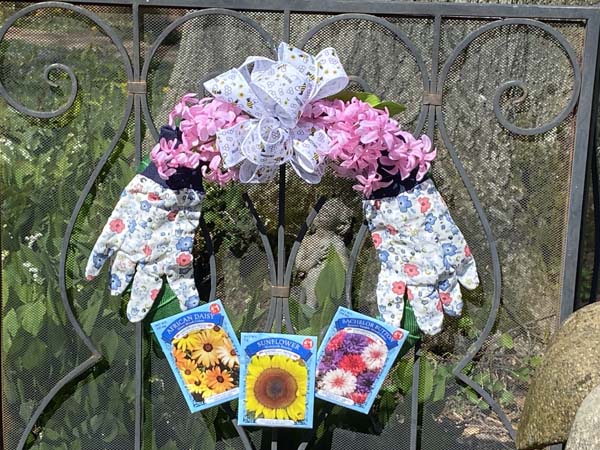 Spring Wreath Finished Outside