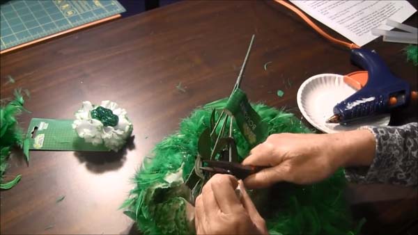 St Patricks Day Boa Wreath Cut Flowers