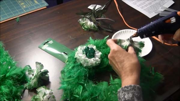 St Patricks Day Boa Wreath Hot Glue Apply