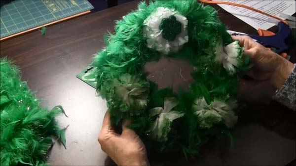 St Patricks Day Boa Wreath Finished