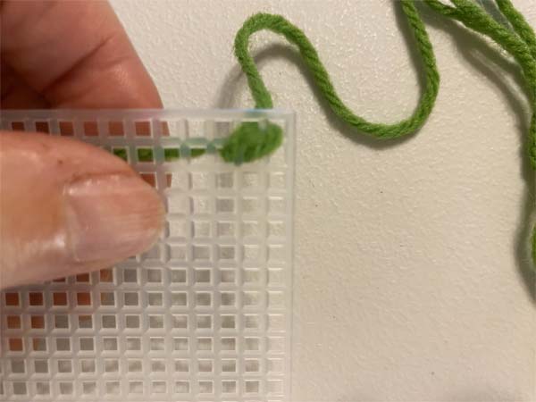 Start Yarn 3 Second Stitch