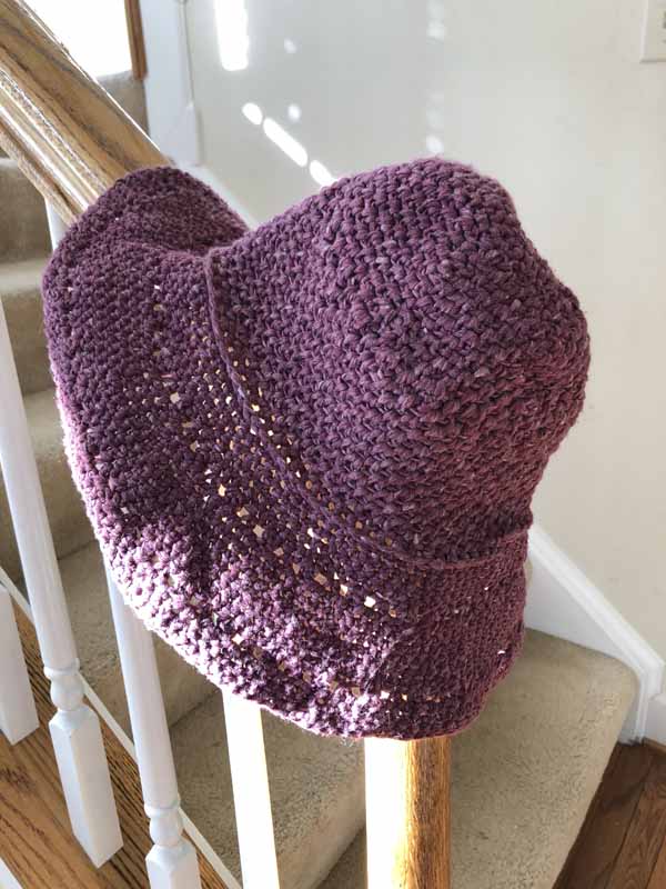 Crochet EASY TRAPPER, HAT with EARFLAPS, TRENDY WINTER HAT for beginners,  free written pattern 