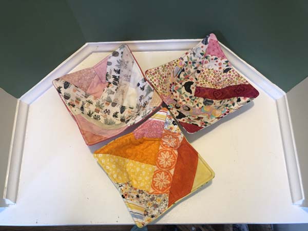 String Pieced Bowl Cozy 3 Light Finished