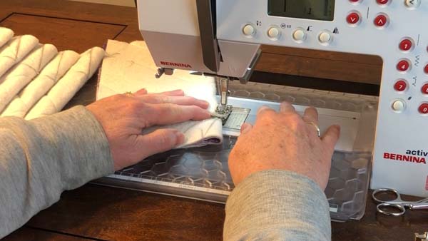 String Pieced Bowl Cozy Sew Dart