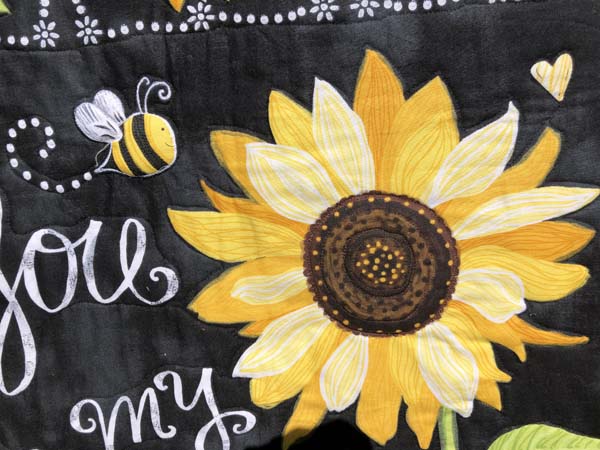 Sunflower Panel Quilt Close Up 3