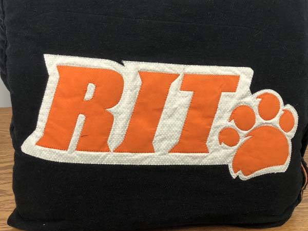 Theme Quillow Close Up Applique