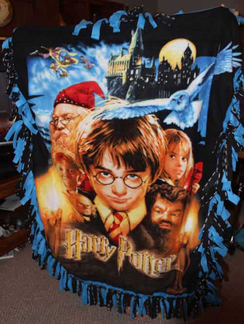 Tied Fleece Blanket Tutorial