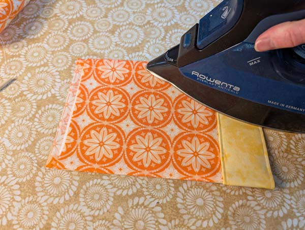 Towel with Band 26 Iron Flat