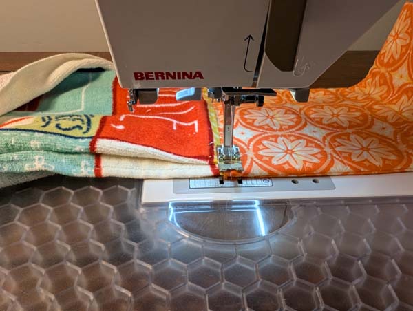 Towel with Band 42 Topstitch bottom edge