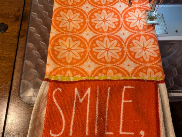 Towel with Band 43 Topper complete