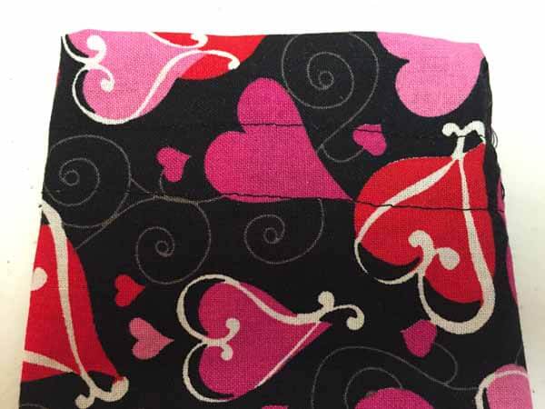 Valentines Goodie Bag Tutorial - stitch flat seams