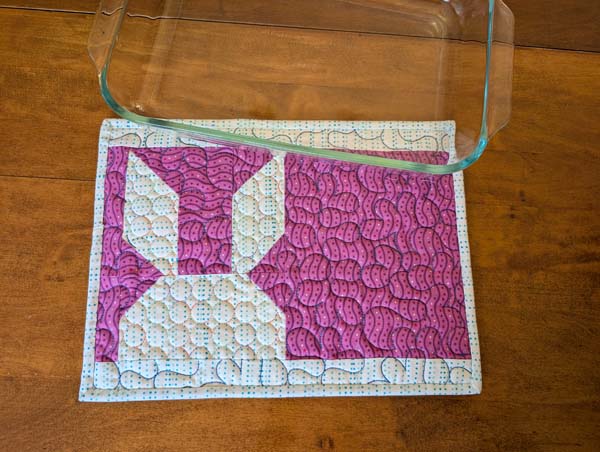 Villa Rosa Hot Pad 23 Bunny