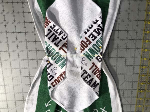 Washcloth Towel 16 Line up seams and pin