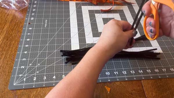 Witch's Hat Wreath Cut Pipecleaner in Half