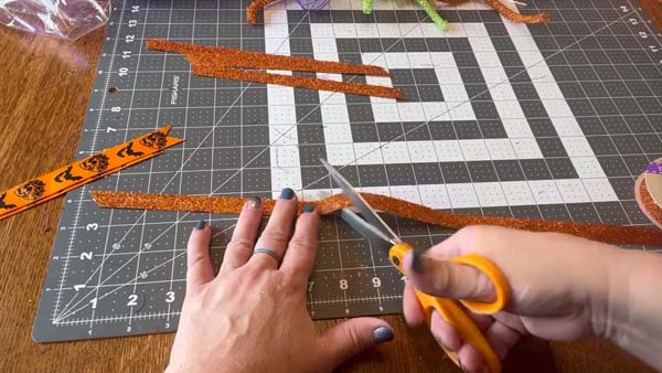 Witch's Hat Wreath Cut Ribbon Ends on Angle