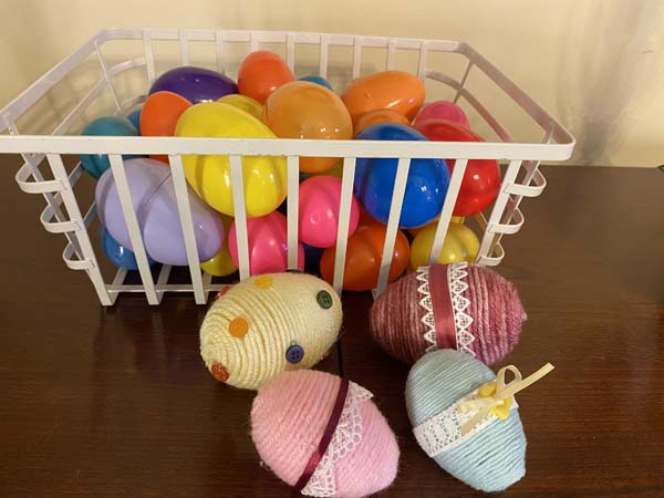 Yarn Wrapped Eggs Finished By Basket