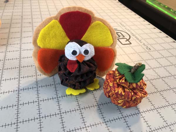 Yo yo Pumpkin Turkey Small Version
