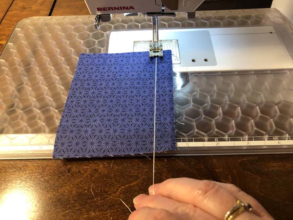 Zig Zag Gather 4 Hold Threads