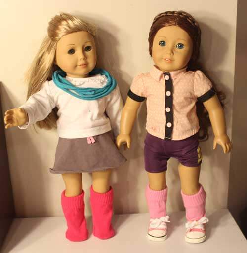 How to make socks for your doll from mittens